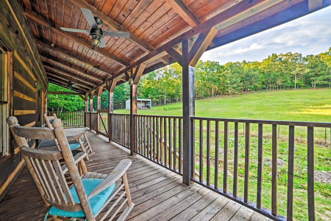 Quiet, Woodsy Retreat Deck And Kentucky Lake Access New Concord Eksteriør billede