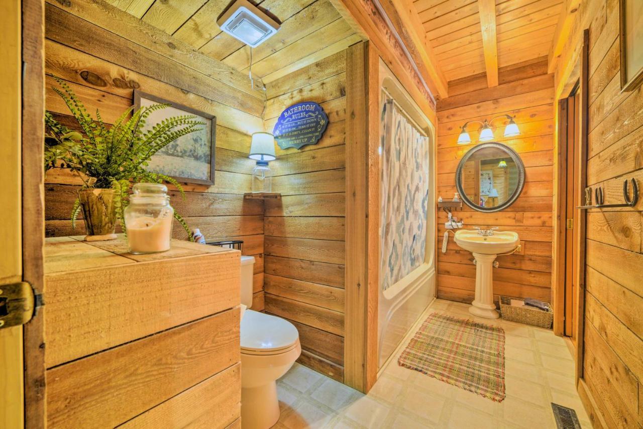 Quiet, Woodsy Retreat Deck And Kentucky Lake Access New Concord Eksteriør billede