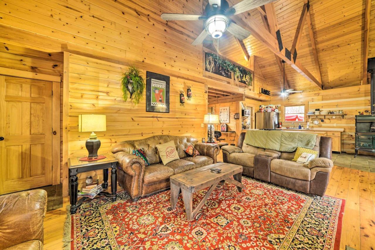 Quiet, Woodsy Retreat Deck And Kentucky Lake Access New Concord Eksteriør billede